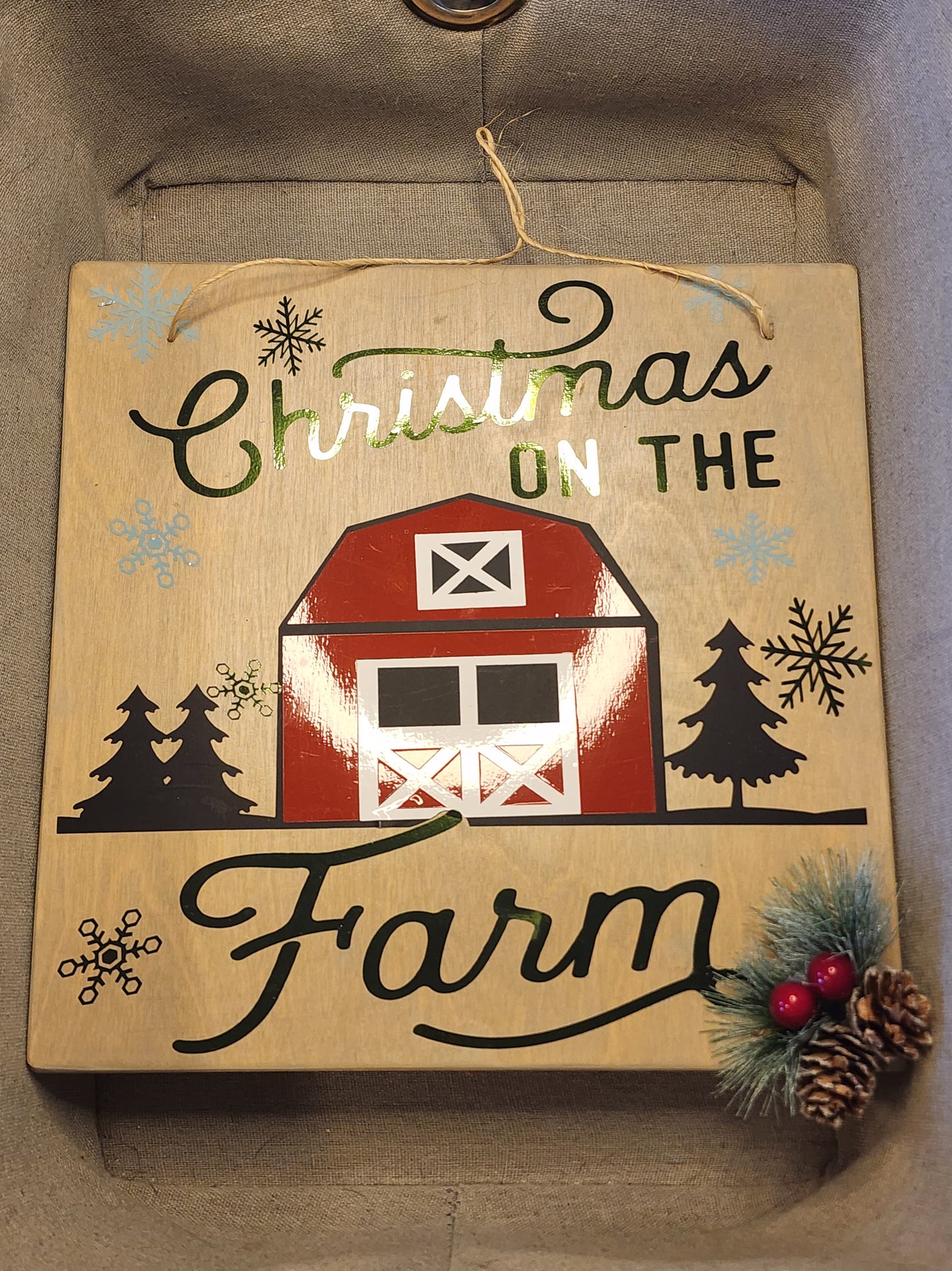 Christmas on The Farm Sign Only 1