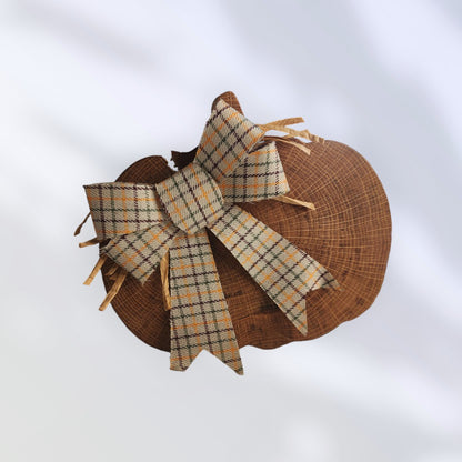 Brown wood Pumpkin with Bow