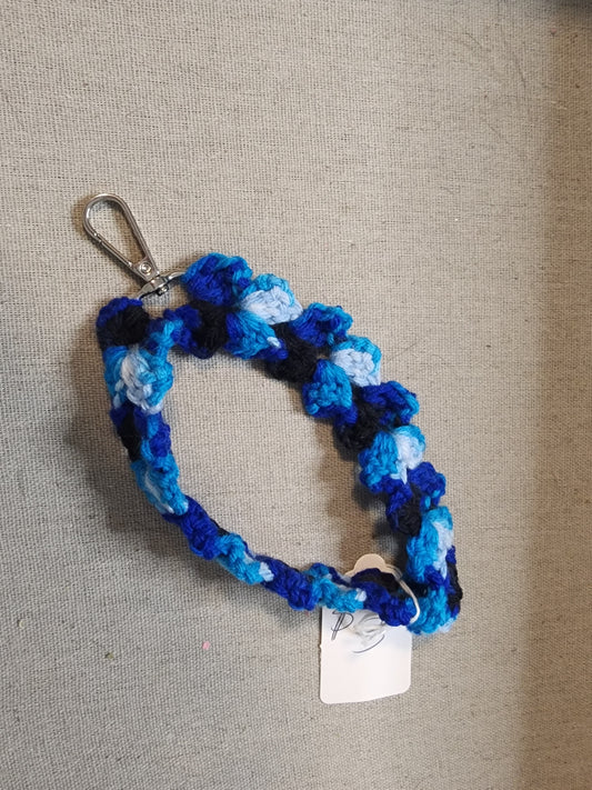 Crochet wristlet blue