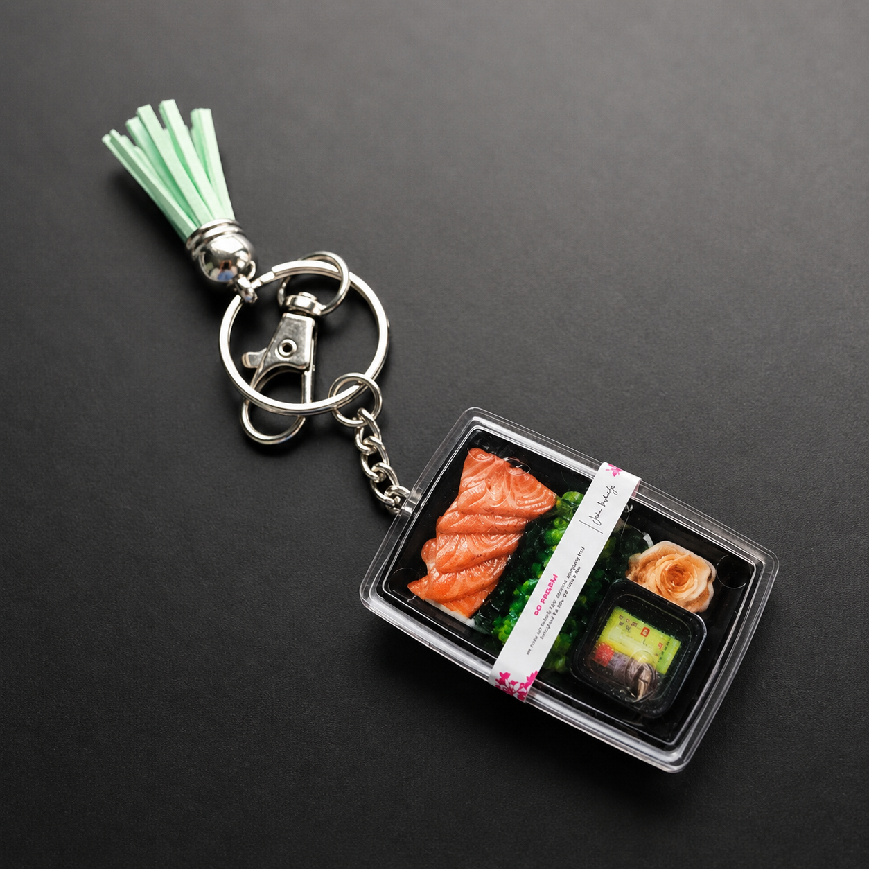 Sushi to go box Mini brand toy keychains